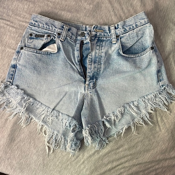 Vintage frayed shorts - Picture 1 of 3